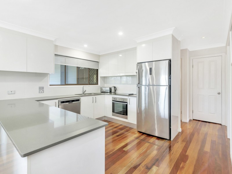 14 Larentia Street, Currumbin Waters QLD 4223