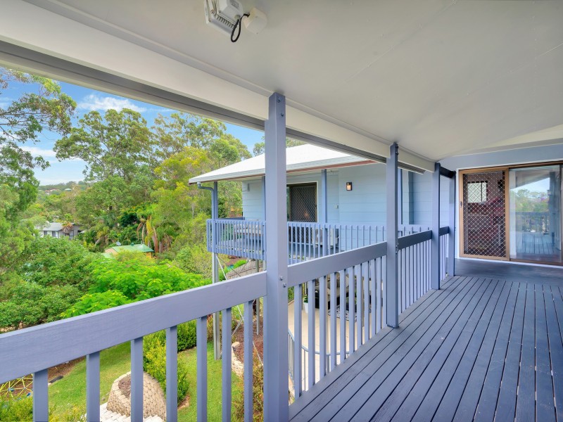 14 Larentia Street, Currumbin Waters QLD 4223