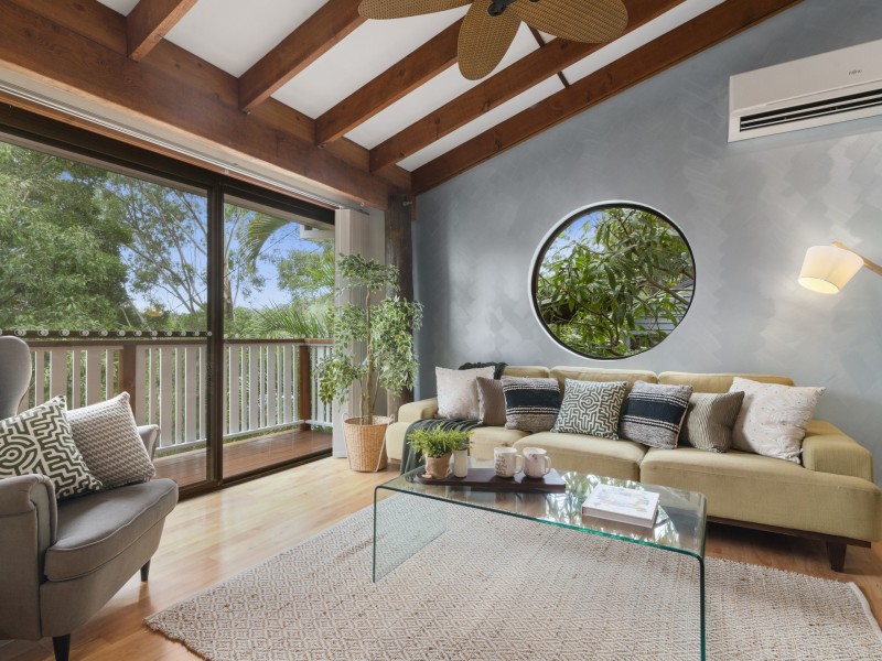 11 Walsh Street, Currumbin QLD 4223