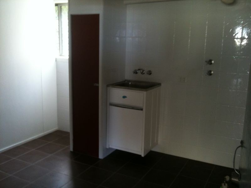 2/738 Pacific parade, Currumbin QLD 4223