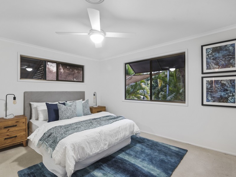 100 Tierney Drive, Currumbin Waters QLD 4223