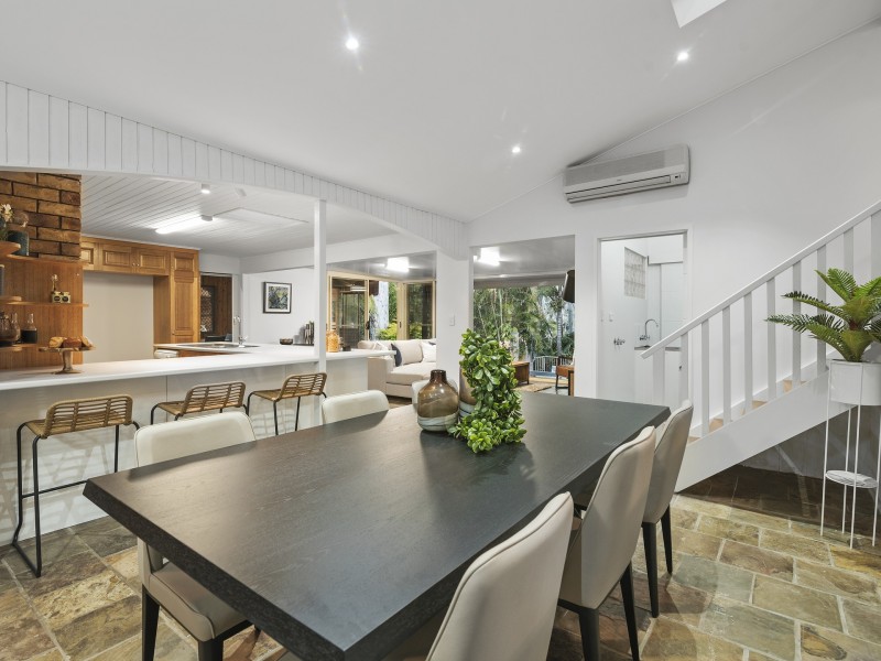 100 Tierney Drive, Currumbin Waters QLD 4223