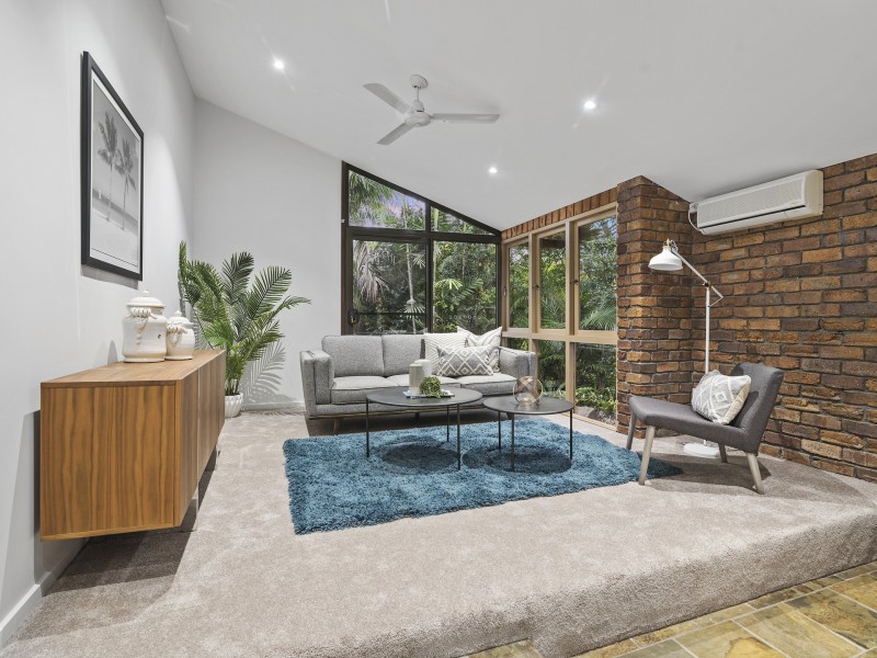 100 Tierney Drive, Currumbin Waters QLD 4223