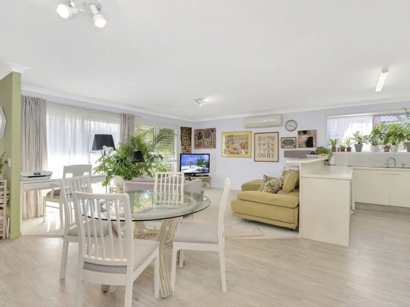 32/154 Currumbin Creek Road, Currumbin Waters QLD 4223