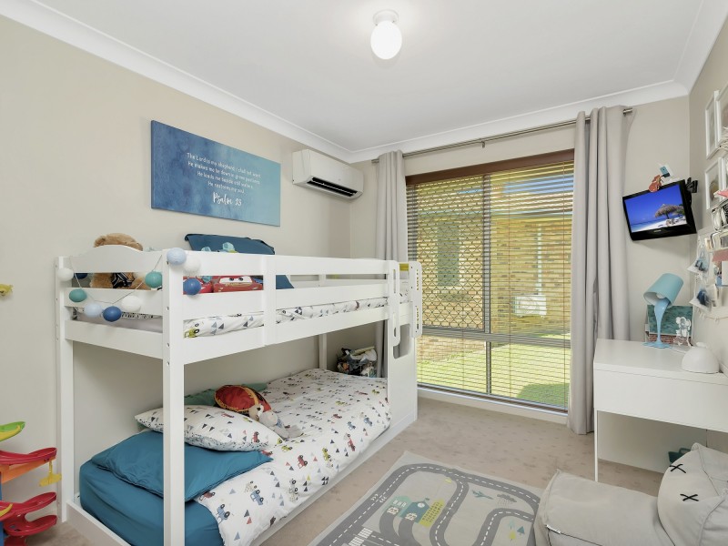 15 Robinson Place, Currumbin Waters QLD 4223