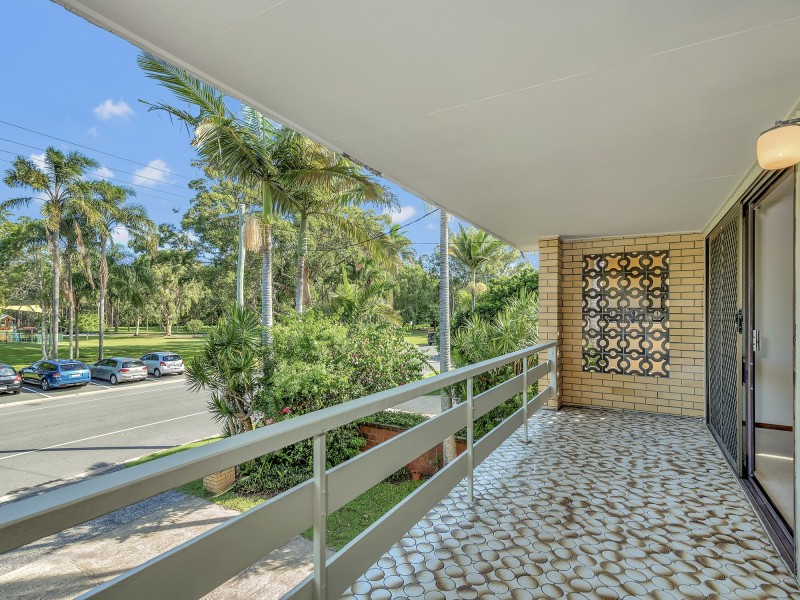 119 Laguna Avenue, Palm Beach QLD 4221