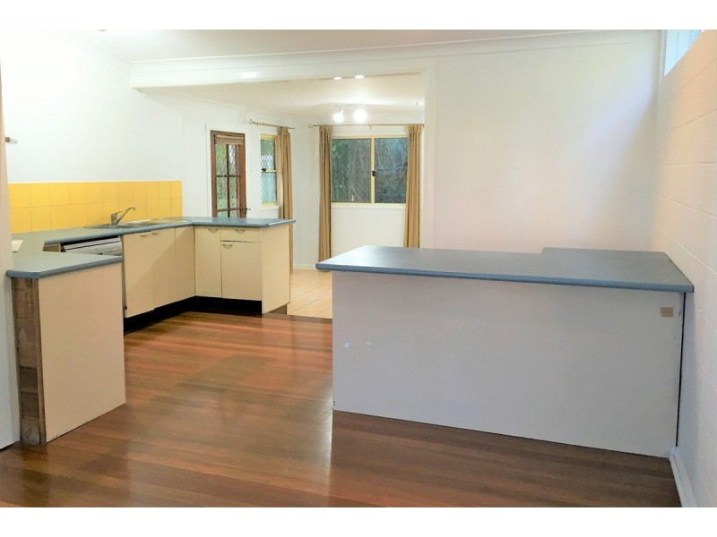 2/8 Westview Road, Currumbin QLD 4223