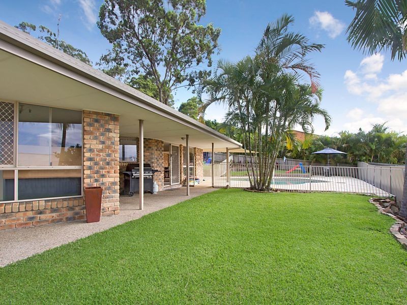 11 Kelvin Court, Currumbin Waters QLD 4223