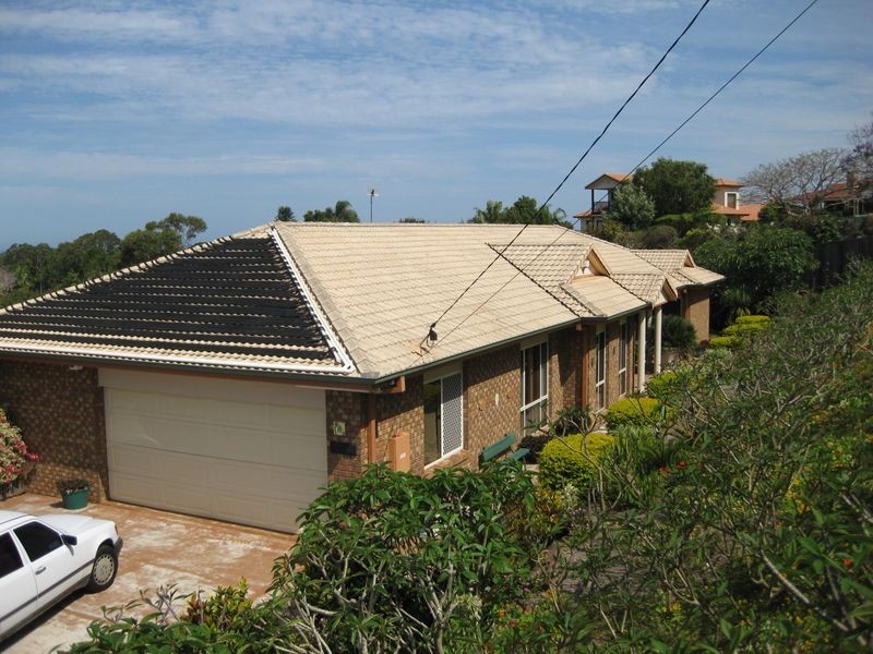 8 Westminster BVD, Elanora QLD 4221