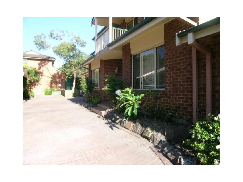 4/33 Gannons Road, Caringbah NSW 2229