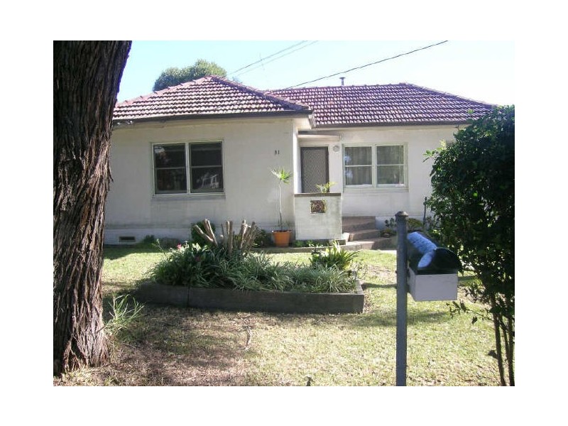 31 Kareena Rd, Miranda NSW 2228