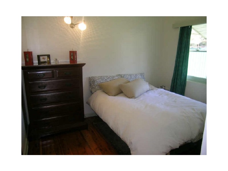 31 Kareena Rd, Miranda NSW 2228