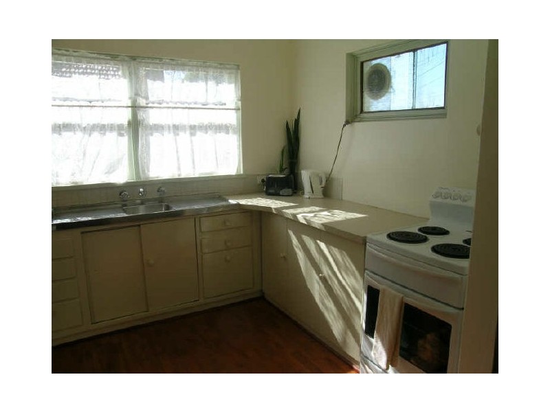 31 Kareena Rd, Miranda NSW 2228