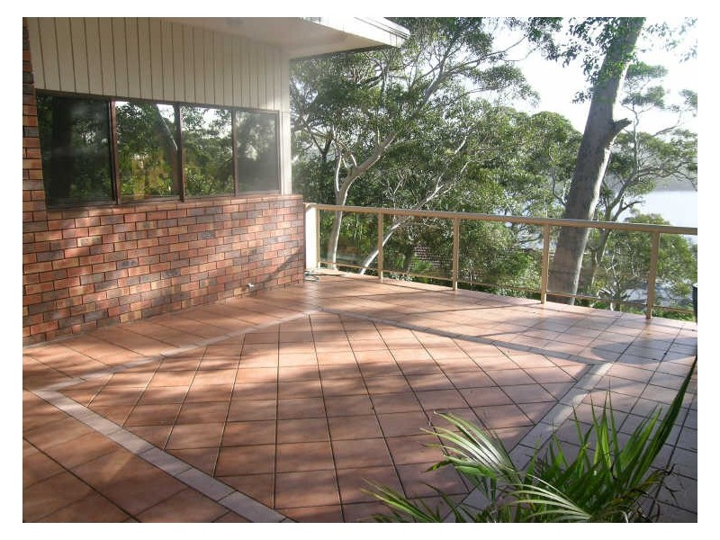 19 Immarna Ave, Lilli Pilli NSW 2229