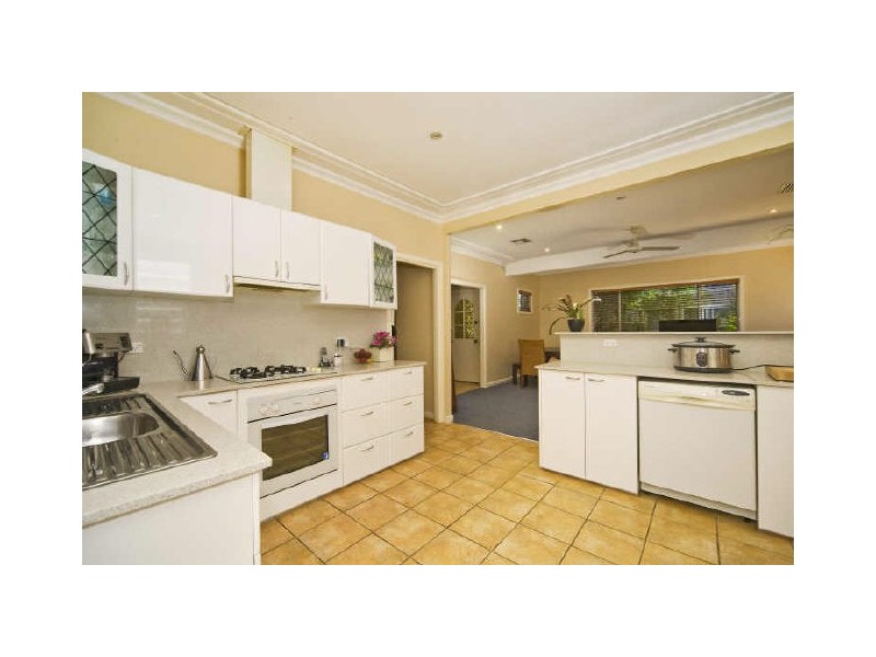 28 Gillham Ave, Caringbah NSW 2229