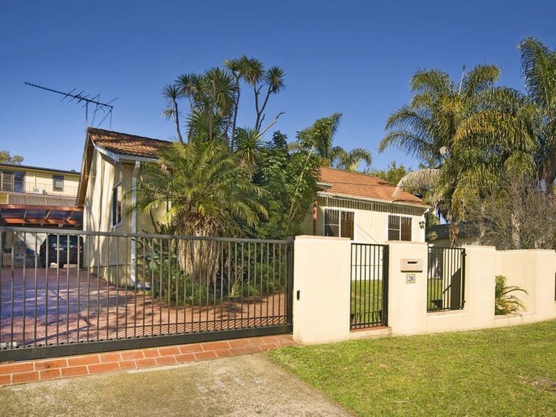 28 Gillham Avenue, Caringbah NSW 2229