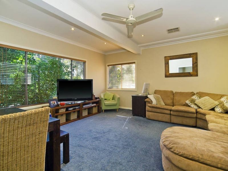 28 Gillham Avenue, Caringbah NSW 2229