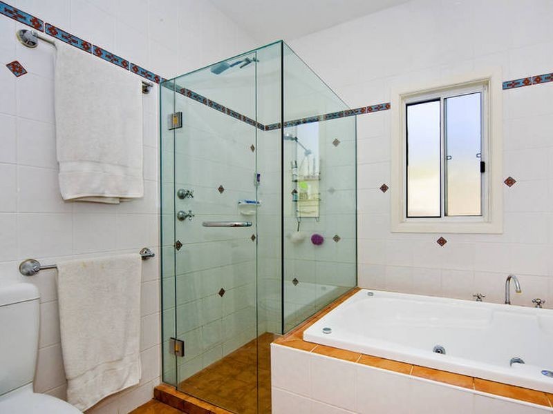 28 Gillham Avenue, Caringbah NSW 2229