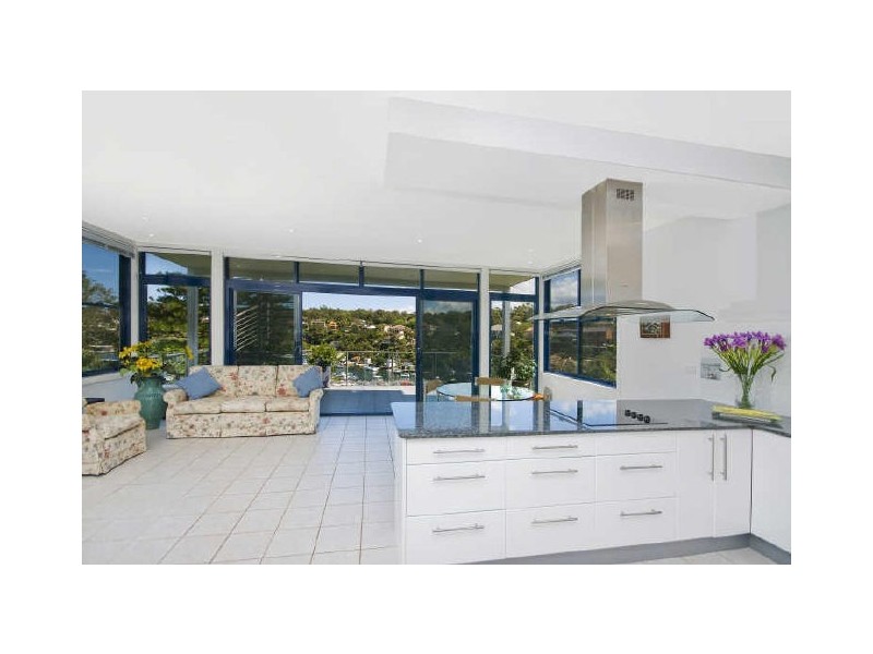 219 Gannons Rd, Dolans Bay NSW 2229