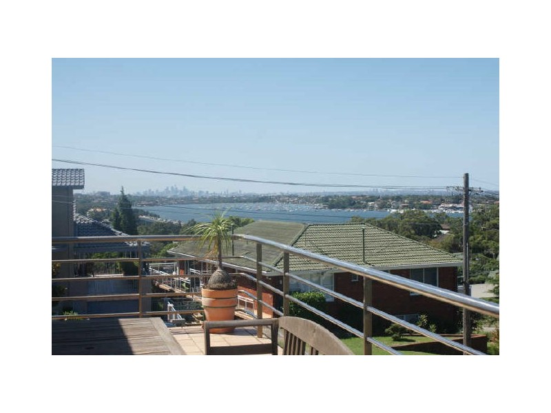 12 Yeran Street, Sylvania NSW 2224