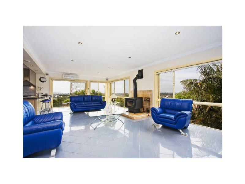 12 Yeran Street, Sylvania NSW 2224