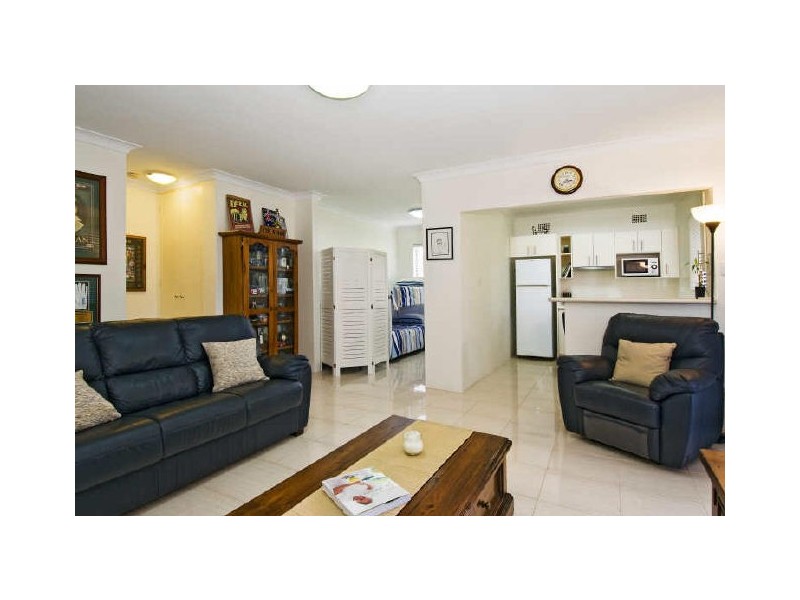 2/6-8 Curtis Street, Caringbah NSW 2229