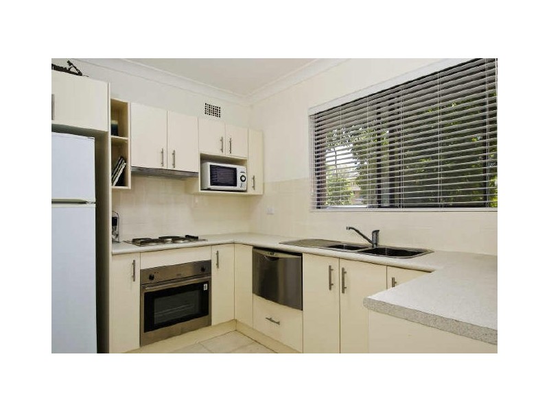 2/6-8 Curtis Street, Caringbah NSW 2229