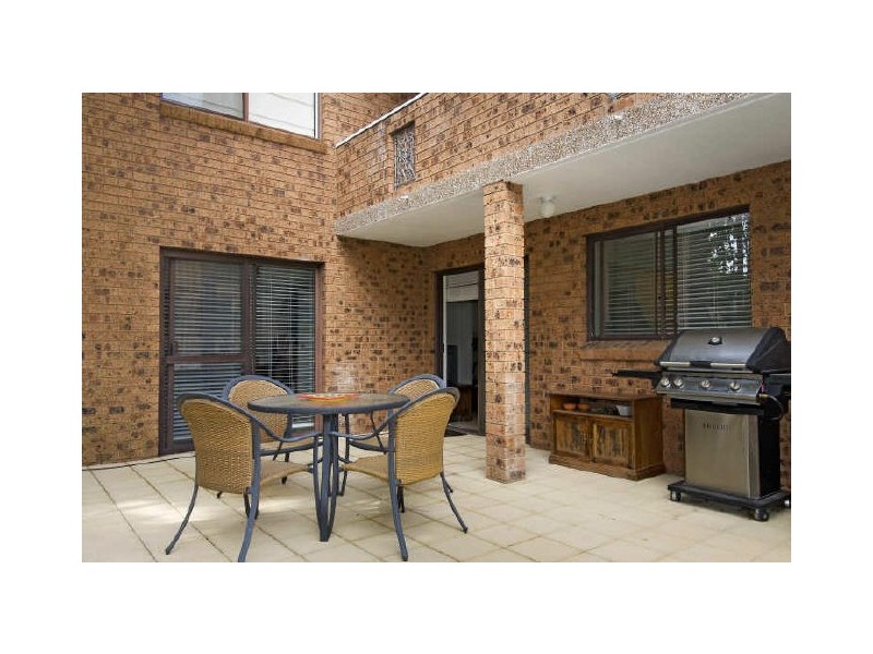 2/6-8 Curtis Street, Caringbah NSW 2229