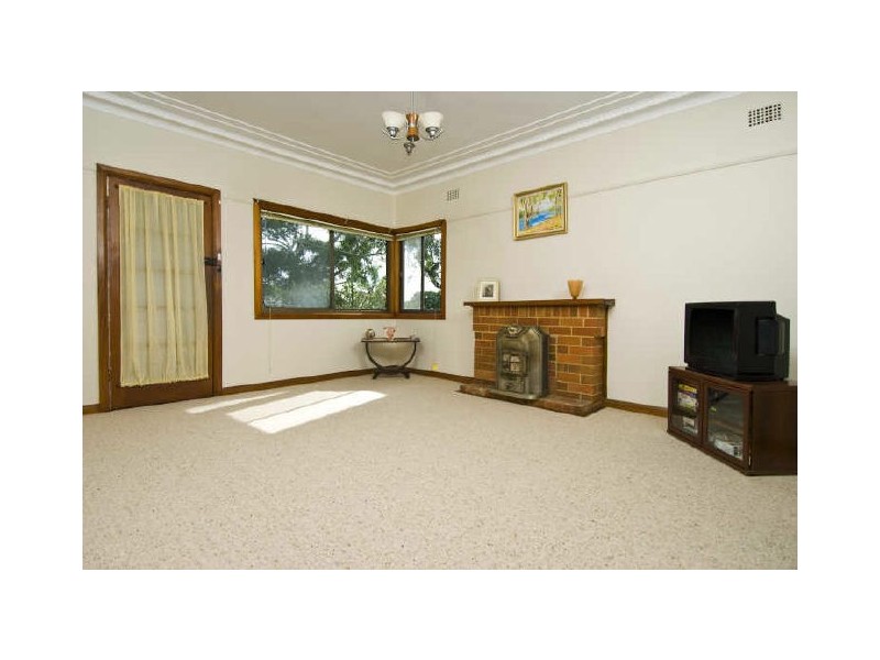 4 David Avenue, Caringbah South NSW 2229