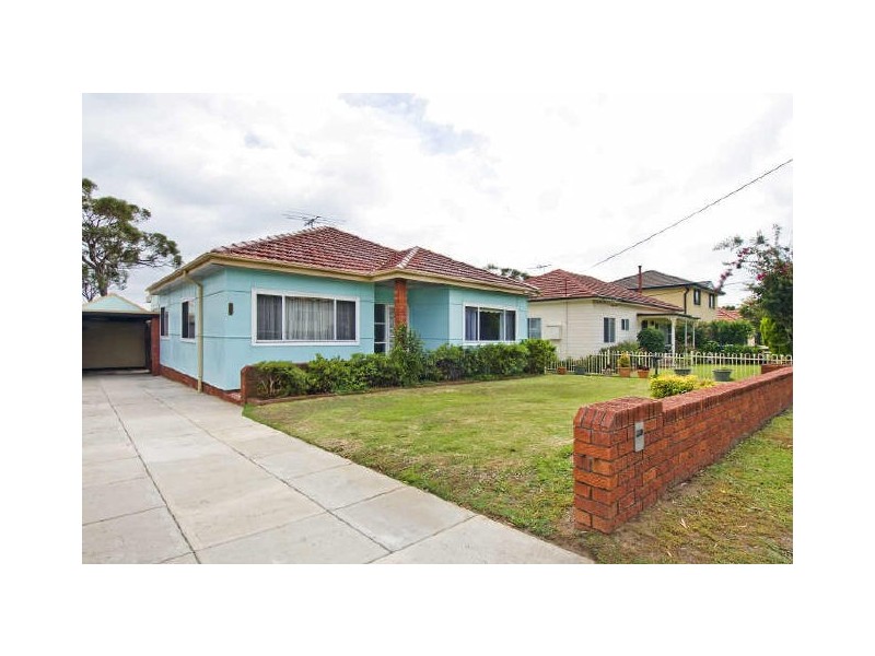 51 Raleigh Avenue, Caringbah NSW 2229