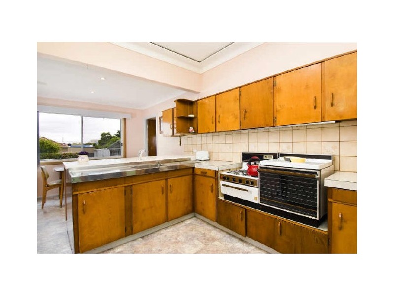 51 Raleigh Avenue, Caringbah NSW 2229