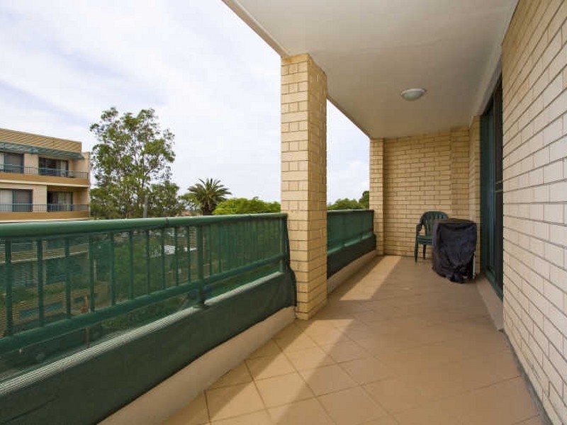 63/8-14 Willock Ave, Miranda NSW 2228