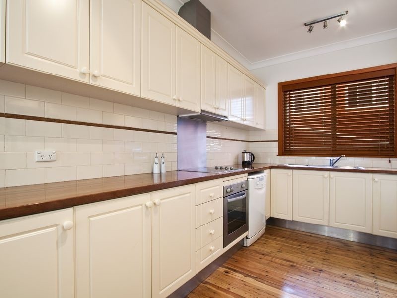 20 Hyndman Parade, Woolooware NSW 2230