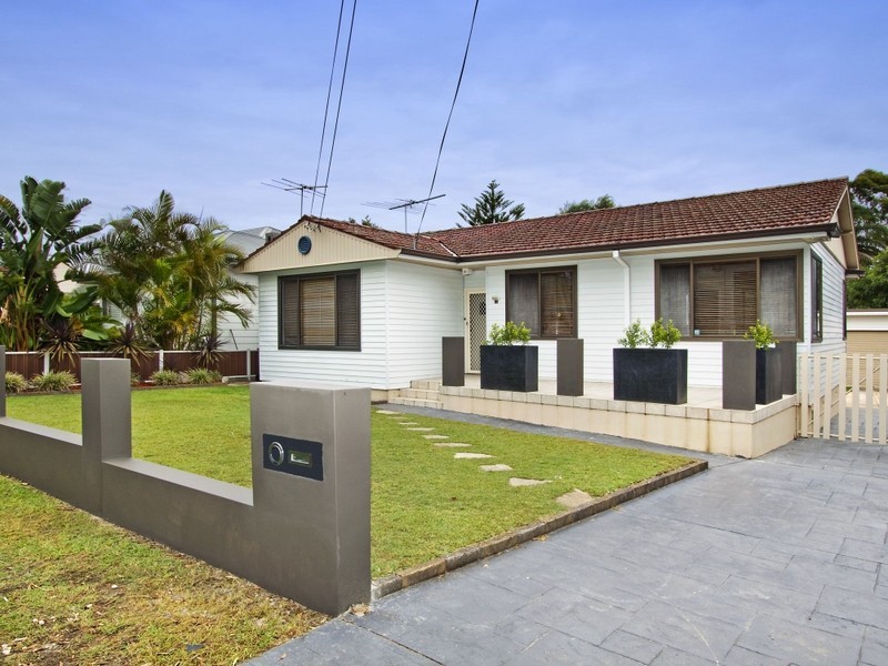 17 Crammond Boulevarde, Caringbah NSW 2229
