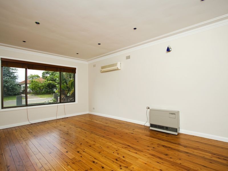 17 Crammond Boulevarde, Caringbah NSW 2229