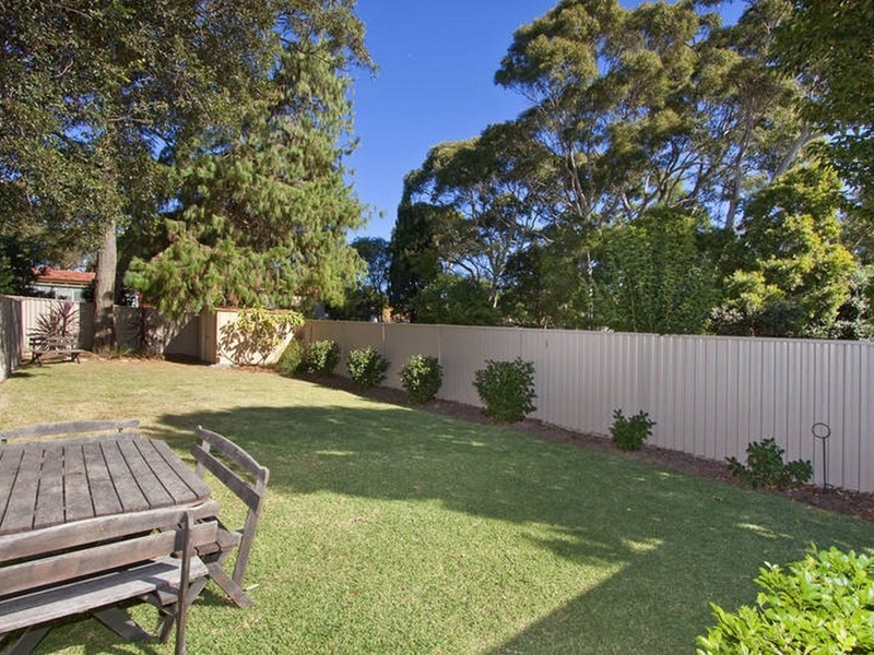 10B Caringbah Rd, Woolooware NSW 2230