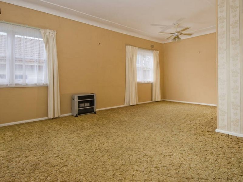 12 Willarong Rd, Caringbah NSW 2229