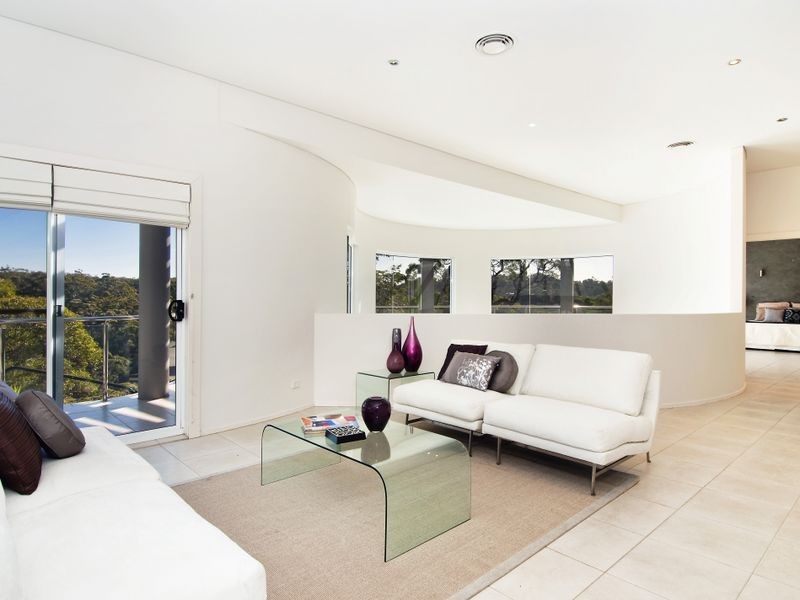 81 Arcadia Avenue, Gymea Bay NSW 2227