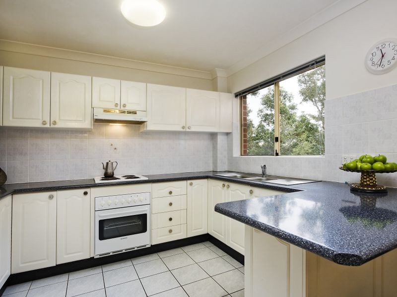 8/506-512 President Ave, Sutherland NSW 2232