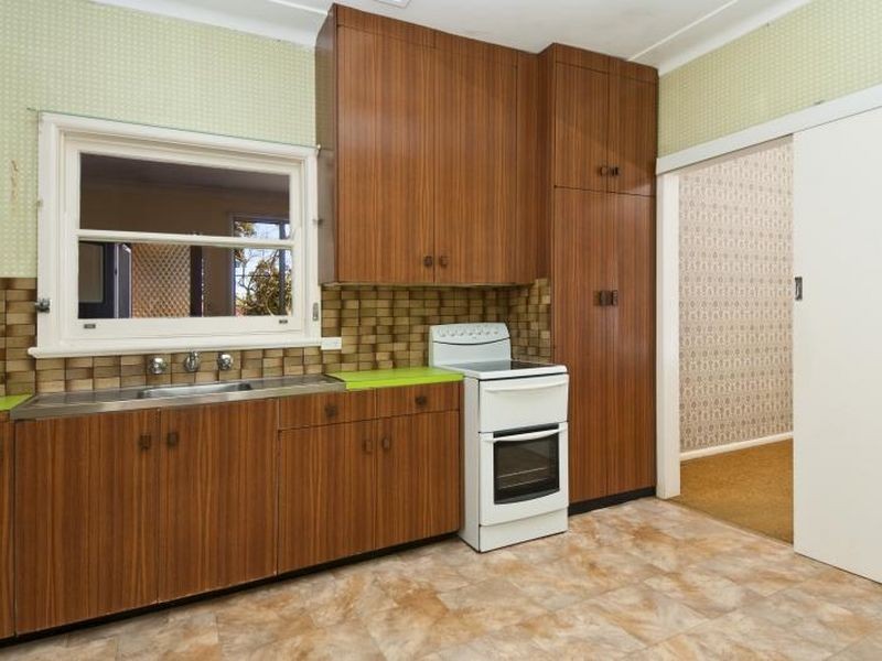 10 Daphne St, Caringbah South NSW 2229