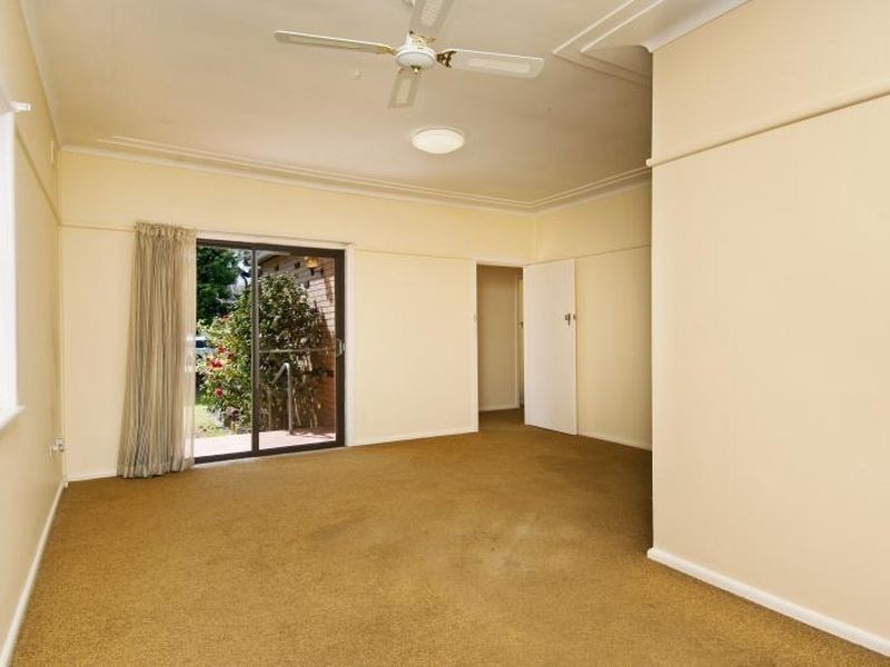 10 Daphne St, Caringbah South NSW 2229