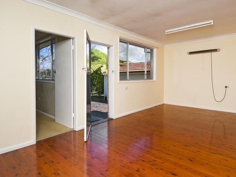 10 Daphne St, Caringbah South NSW 2229