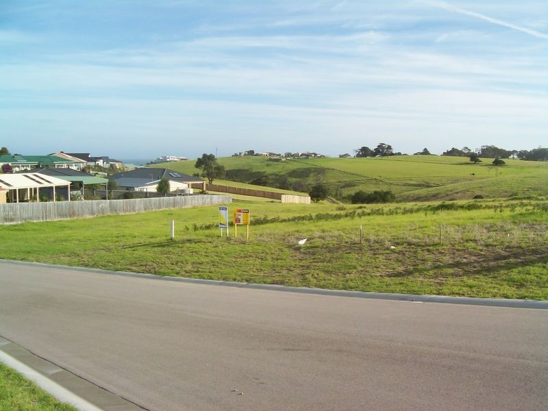 131/ Westbury Way, Lakes Entrance VIC 3909