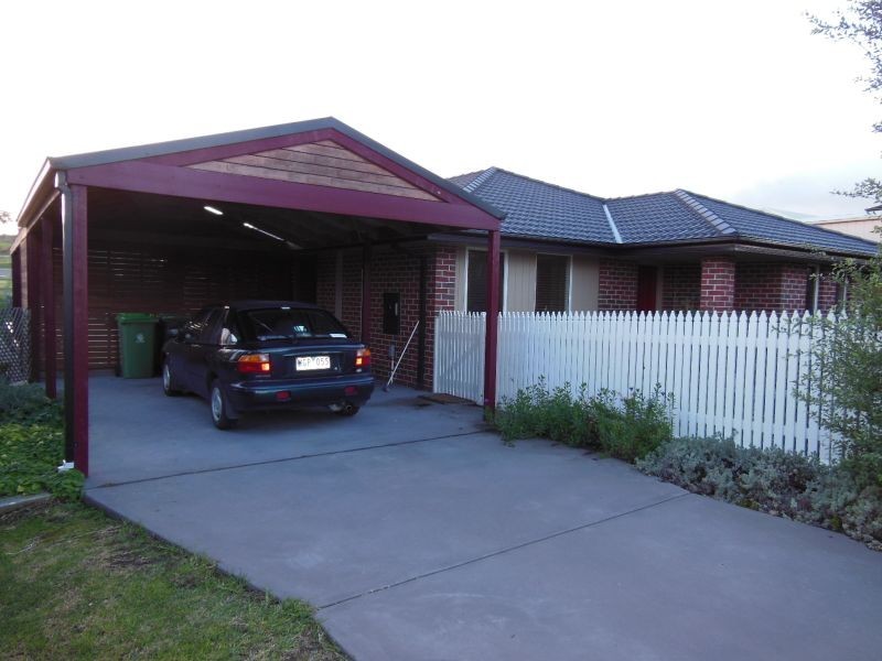 6 Norman Court, Lakes Entrance VIC 3909