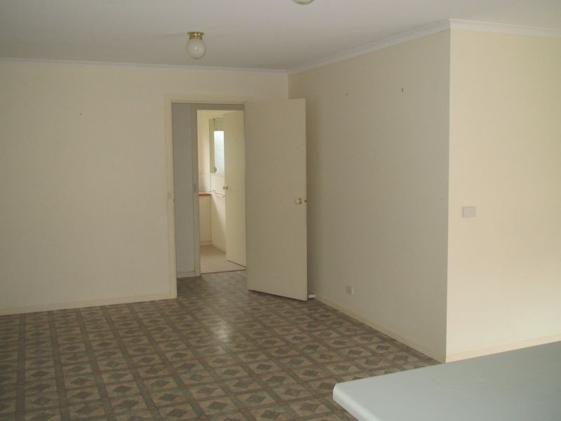 35 Eastern Beach Road, Lakes Entrance VIC 3909