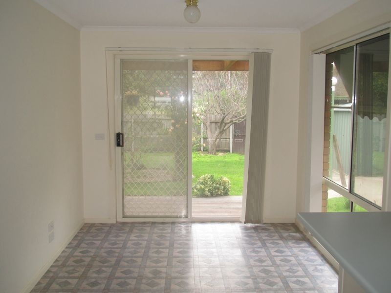 35 Eastern Beach Road, Lakes Entrance VIC 3909