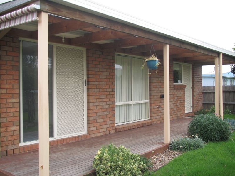 35 Eastern Beach Road, Lakes Entrance VIC 3909