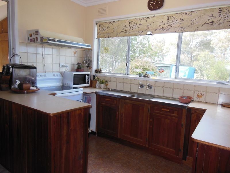 2433 Princes Highway, Nowa Nowa VIC 3887