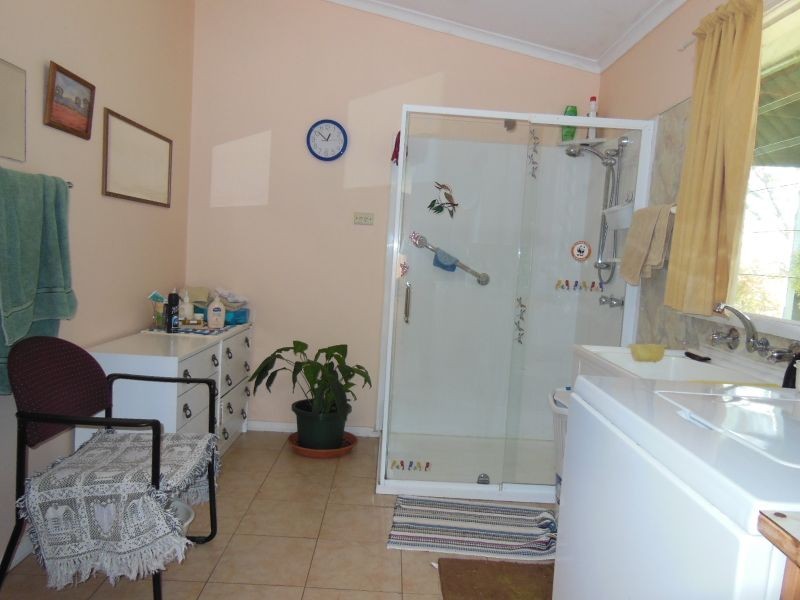 2433 Princes Highway, Nowa Nowa VIC 3887