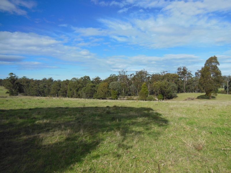 2433 Princes Highway, Nowa Nowa VIC 3887